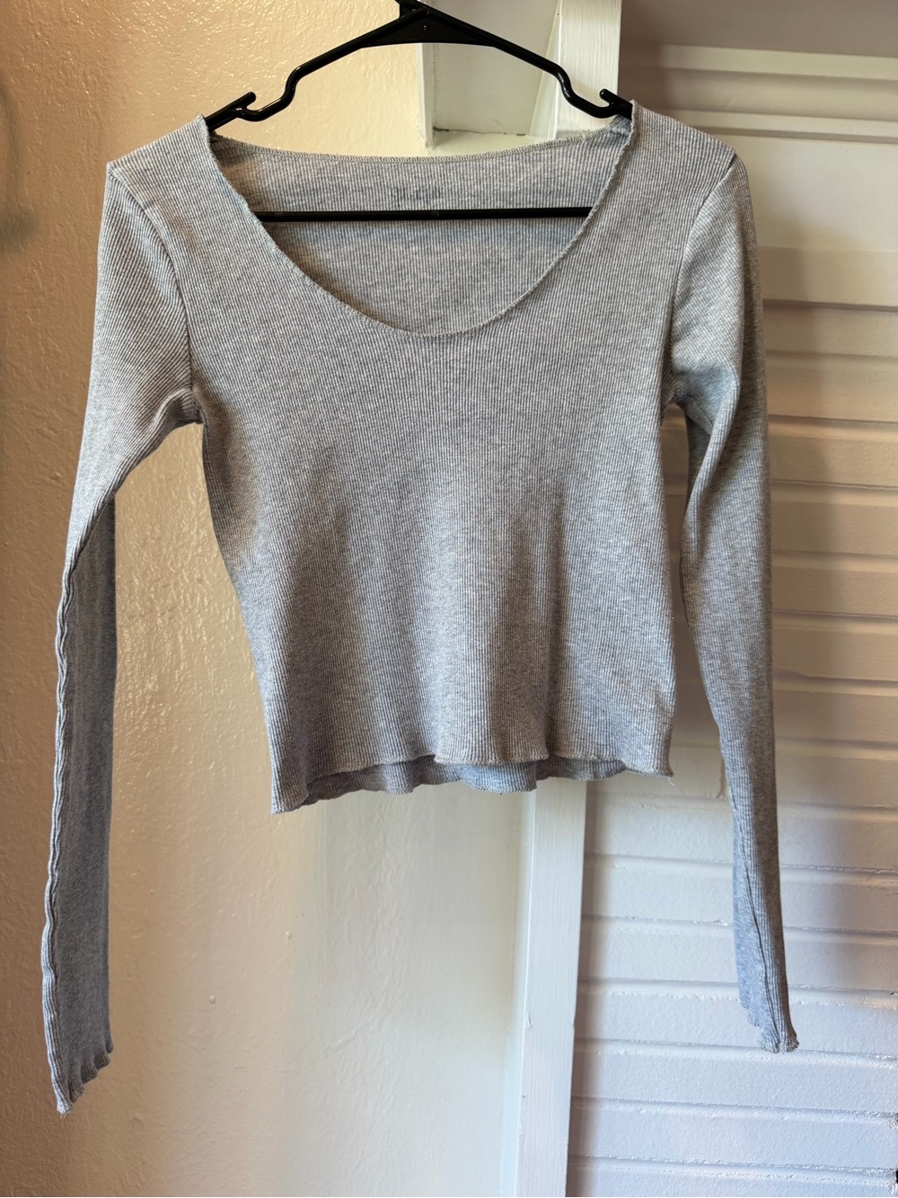 Brandy Melville Light Gray Ribbed Scoop Neck Long Sleeve Top One Size
